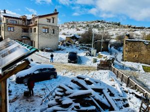 Lasaosa con nieve